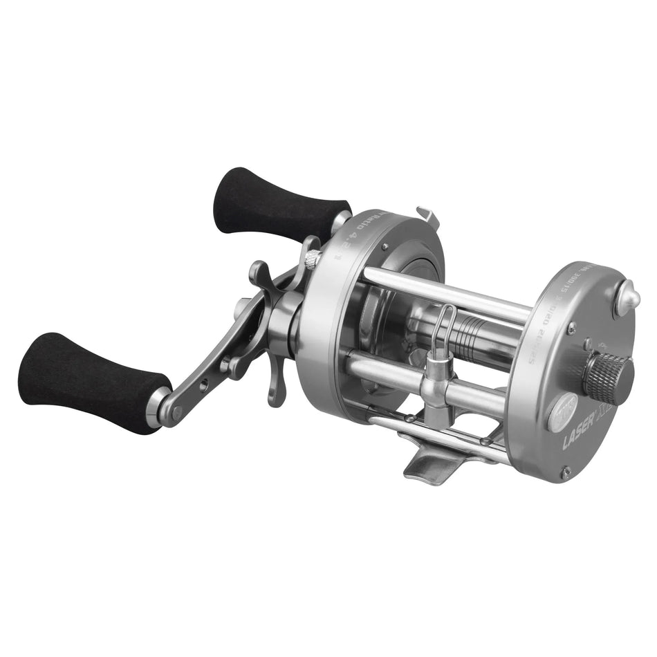 Lew's Laser XL Round Baitcast Reel