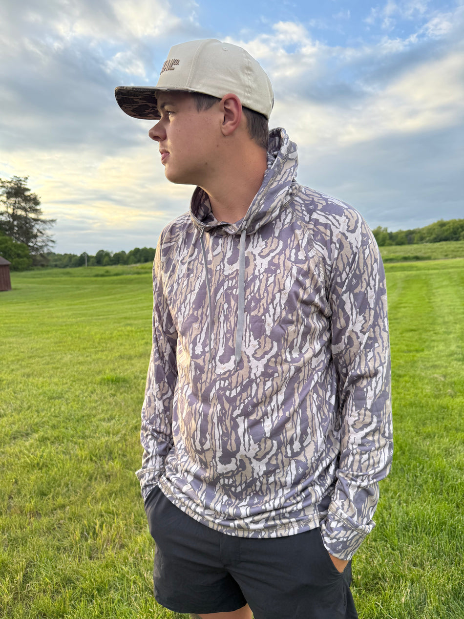 New !!! Whitetail Co. RUT Lightweight Hoodie Faded Old Tree Bark