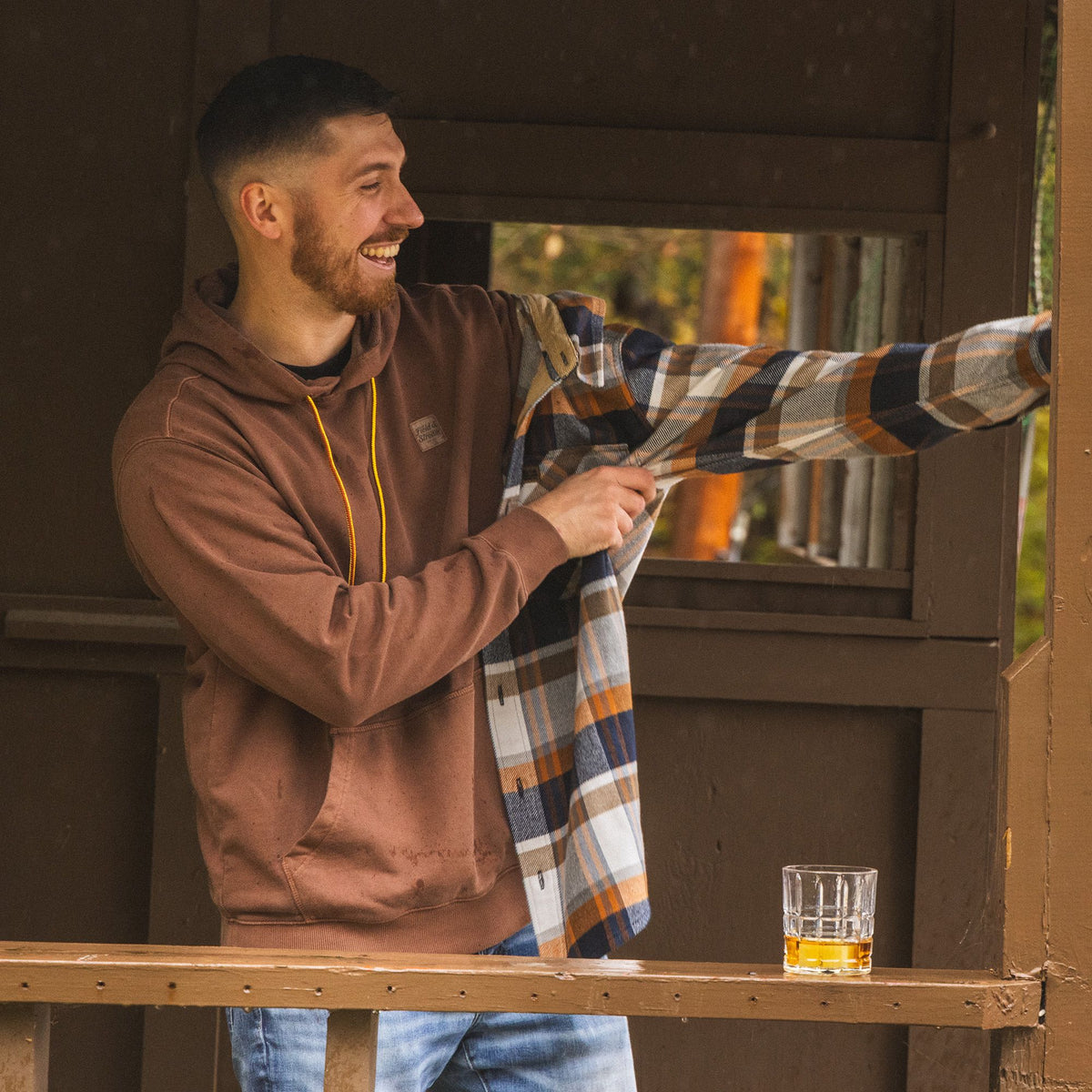 Brown - Men's Holloa French Terry Hoodie - Lifestyle2