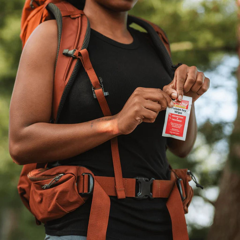 Adventure After Ivy Itch Wipes - 16ct Wipes - Lifestyle 1