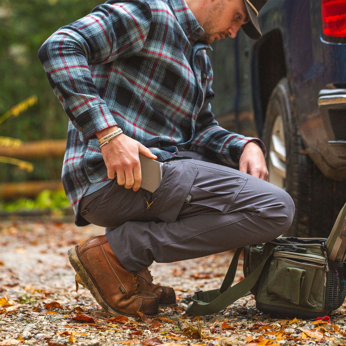 Charcoal - Men's Downstream Cargo Pants - Lifestyle1