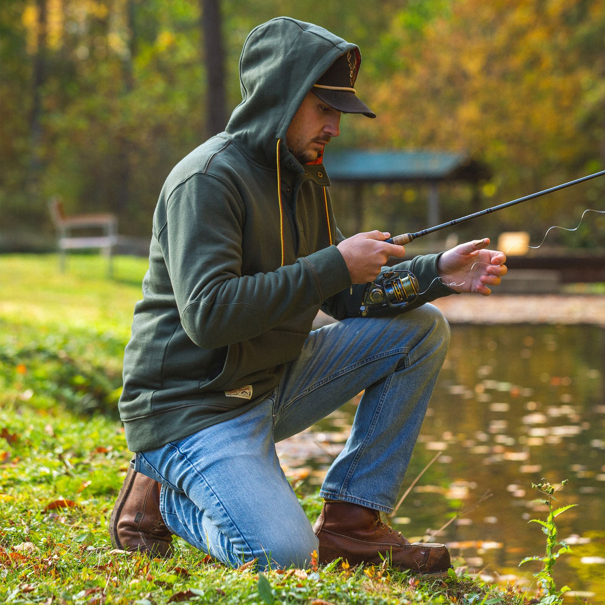 Army - Men's Shoveler Ring Neck 1/4 Zip Hoodie - Lifestyle1