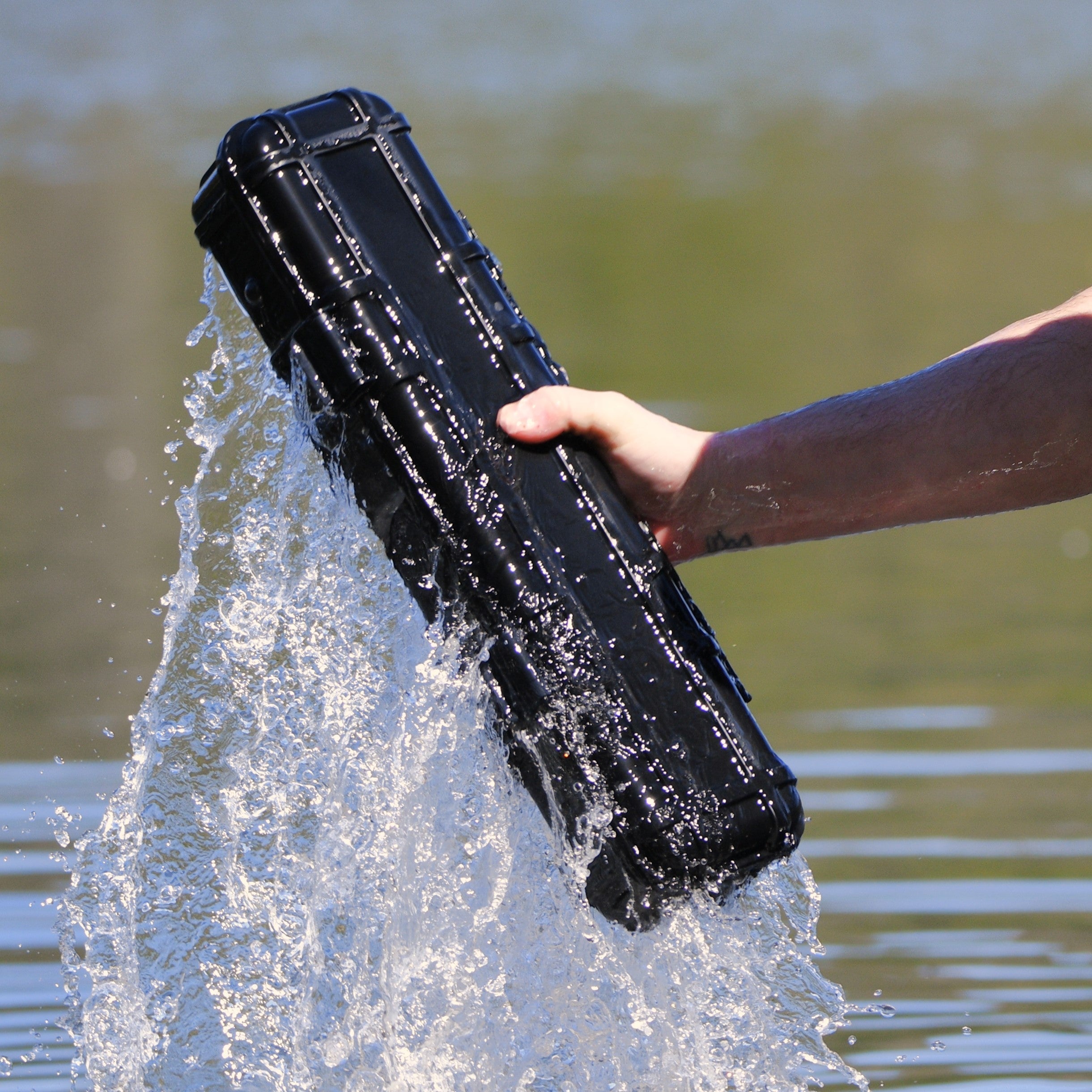 Floating Protection Device Floating-Protective Case – Outdoor America